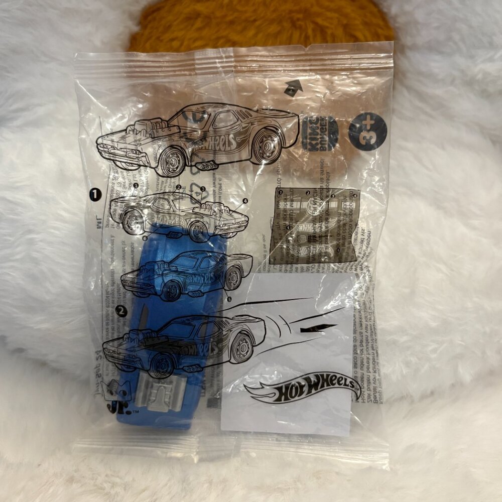 Hot Wheels Toy Blue Car 2024 Item 17874B  Kids Meal Burger King NEW (SKU: 358TO)